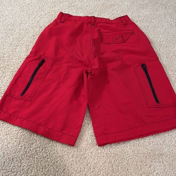 BOYS SIZE SIX HANG TEN SWIMSUIT - Picture 6 of 9